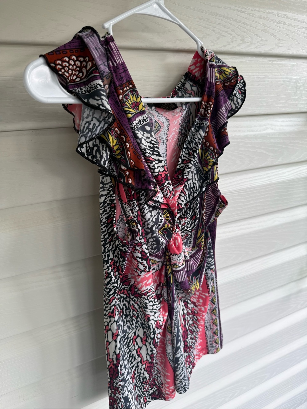 Susan Lawrence Pink & Purple Ruffle V-Neck Camisole - Picture 5 of 8